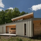 Light Gray Wall Captivating Light Gray Striped Backyard Wall Involved Traditional Terrace On Wood Wall Of Ridge House Involved Chairs And Table Dream Homes Simple Modern Wood House In Comfortable Atmosphere