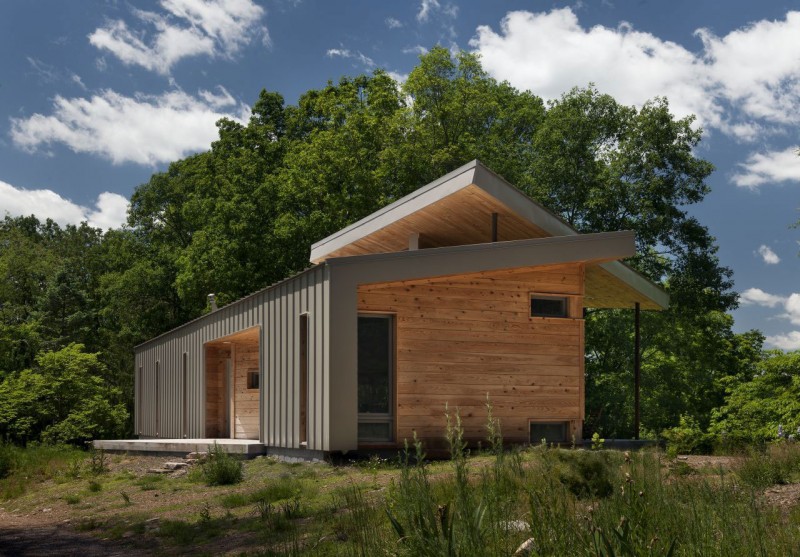 Light Gray Coupled Mesmerizing Light Gray Striped Backyard Coupled With Wooden Striped Side Wall With Wooden Pillars Of Ridge House Dream Homes Simple Modern Wood House In Comfortable Atmosphere