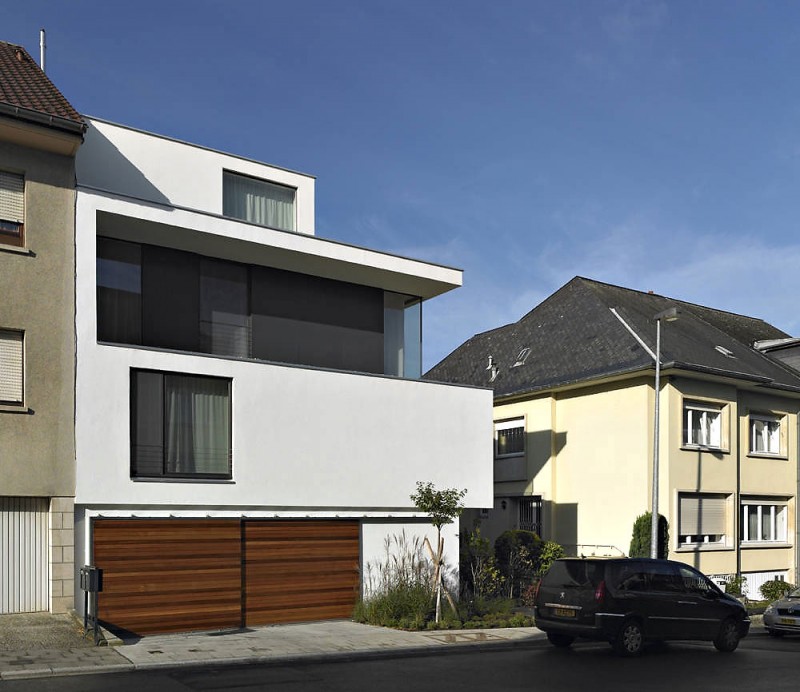 Building Design 0042 Amusing Building Design Of PPLB 0042 Residence With White Colored Concrete Wall With Several Glass Panel Windows Dream Homes Fancy Contemporary Home Using Concrete And Wooden Materials In Luxembourg