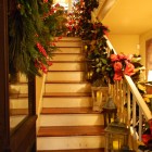 View Of Deco Antique View Of Staircase Christmas Decor To Maximize Standard Wooden Stairs With Old Fashioned Lighting With Plants Decoration Magnificent Christmas Decorations On The Staircase Railing