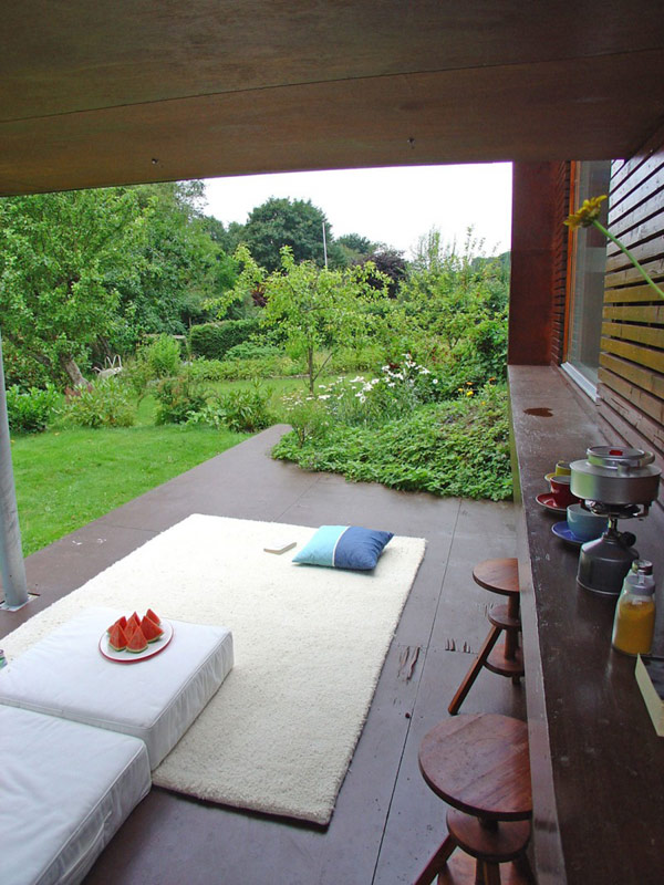 White Rug Brown Awesome White Rug On The Brown Terrace Outside The Casa Kolonihagen Norway With White Lathers And Wooden Stools Dream Homes  Stunning Holiday House Design As Best Choice For Spending Summer Holiday