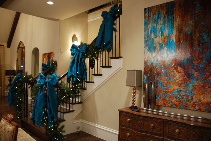 Electric Blue On Beautiful Electric Blue Ribbon Attached On Staircase Christmas Decor Balustrade Along The Stairs With Mistletoe Decoration  Magnificent Christmas Decorations On The Staircase Railing