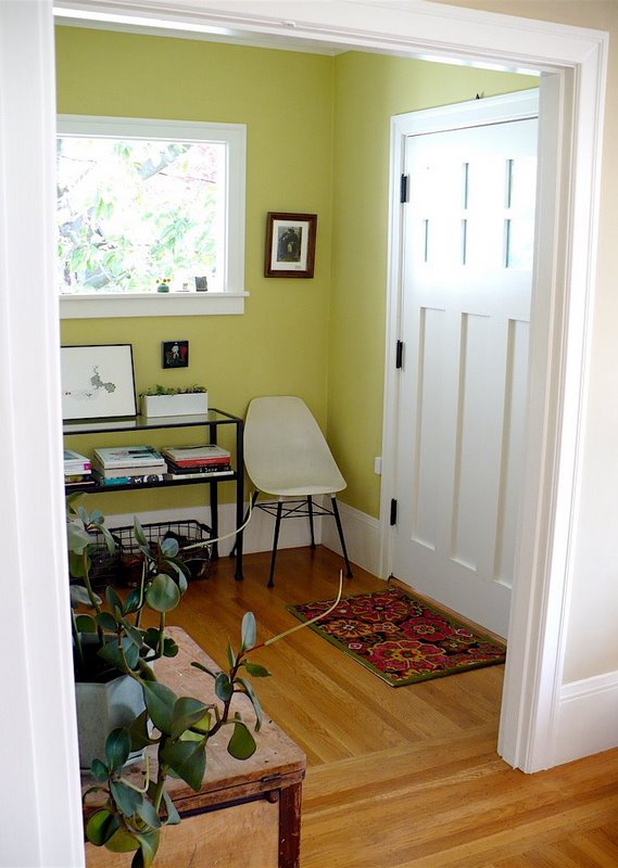 Floral Patterned Wooden Beautiful Floral Patterned Carpet On Wooden Floor Of Contemporary Home Office Using Green Foyer Idea Involved Shelving Units Decoration Creative Home Interior In Various Foyer Appearances