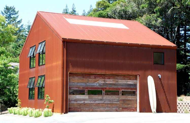Maroon Themed Garage Beautiful Maroon Themed Aptos Retreat Garage Idea Designed With Double Floor Setting And Large Door With Glass Dream Homes Elegant Modern Family Retreat With Cozy Red Kitchen Colors