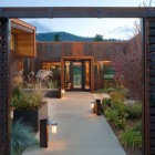 View By Area Calm View By The Garden Area Showing Nice Planters And Lamps Also At The Wolf Creek Residence Decoration Fabulous Contemporary Cabin Among The Beautiful Scenery View