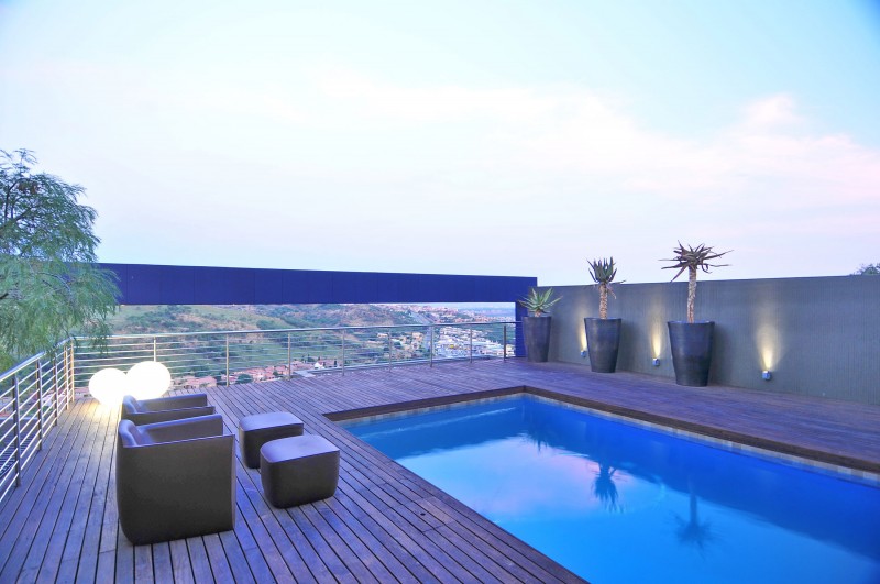 Blue Sky Swimming Charming Blue Sky Views From Swimming Pool Beautified With Double Lounge And Foot Rest In House Tat Residence Dream Homes Picturesque Art Decor In The Modern House With Breathtaking City Scenery