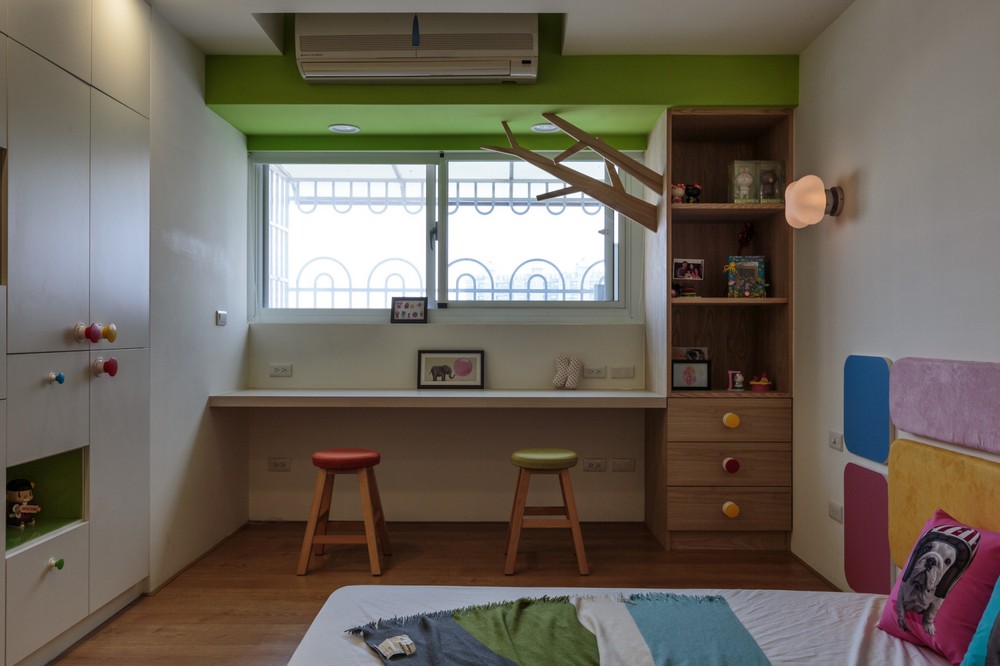 Modern House Kids Cheerful Modern House Bedroom For Kids Furnished With Built In Wall Desk Cabinet Wardrobe And Bedding Idea Bedroom Simple Color Decoration For A Creating Spacious Modern Interiors