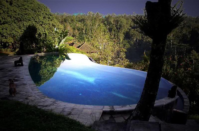 Heart Shaped Pool Cool Heart Shaped Infinity Swimming Pool Designed In Ubud Bali Villa Overlooking Fresh Lush Vegetation And Building Swimming Pool Breathtaking Infinity Pool Design To Make Your Dreams Come True