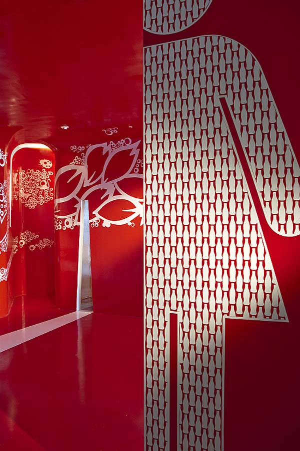 White Patterned Art Incredible White Patterned Shaped Wall Art On Red Painted Wall Of Espacio C Mixcoac By ROW Studio With Bright Light Decoration  Vibrant Modern Interior Decoration For Wonderful Training Center