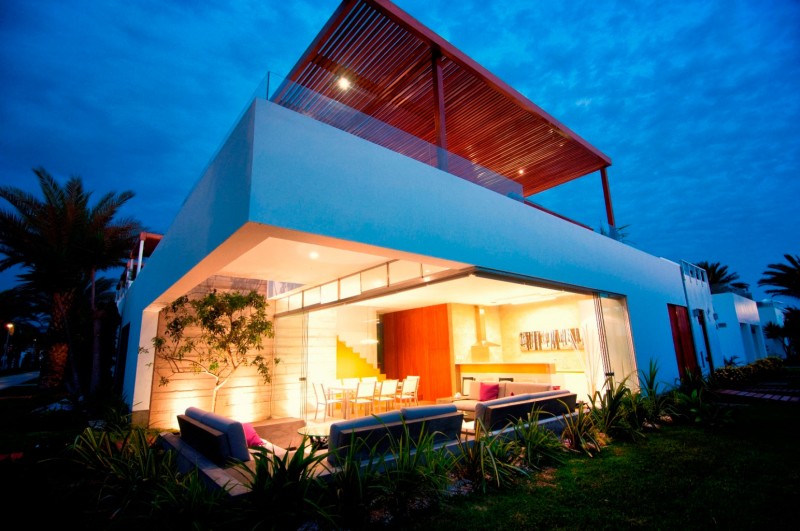 Casa Seta Exterior Lavish Casa Seta Home Design Exterior With Modern Small Decoration Used Stylish Lighting Design And Green Landscaping Ideas Dream Homes  Lively Colorful House Creating Energetic Ambience