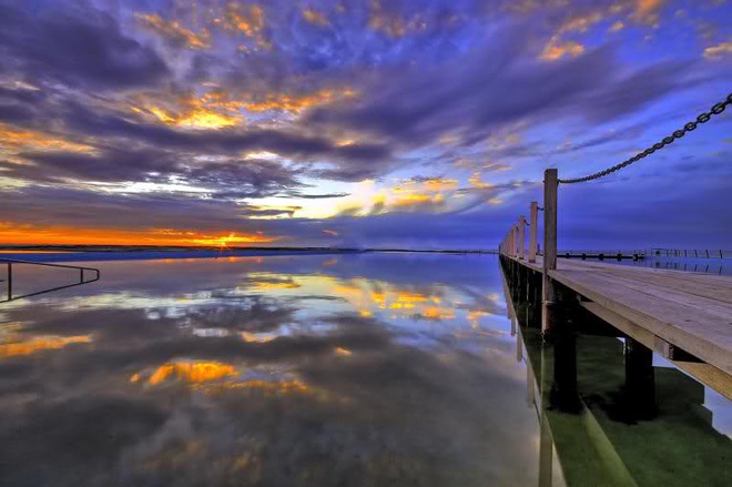 Infinity Pool Optimize Natural Infinity Pool Design To Optimize A Hotel In Sydney Australia Overlooking Sunset Covered By Clouds By Evening Swimming Pool Breathtaking Infinity Pool Design To Make Your Dreams Come True