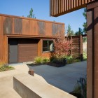 Garden Design Feat Simple Garden Design With Planters Feat Stones In Wolf Creek Residence That Completed The Entrance Design Decoration Fabulous Contemporary Cabin Among The Beautiful Scenery View