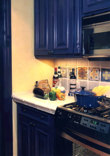 Mediterranean Kitchen Tile Sleek Mediterranean Kitchen Design With Tile Backsplash And Blue Painted Kitchen Cabinet Also Applied Hidden Lighting Kitchens Colorful Kitchen Cabinets For Eye Catching Paint Colors
