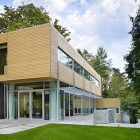 Contemporary Two For Wonderful Contemporary Two Storey House For The Art Lover Created In Elongated Shape Combined With Tempered Glass Walls Dream Homes Stunning Modern Hillside House For An Art Lovers And Family Of Six