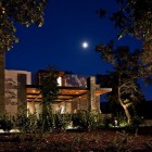 Night View Calistoga Wonderful Night View Of The Calistoga Residence Terrace With Wide Wooden Pergola And Some Tone Pillars Decoration Extravagant Modern Home With Extraordinary Living Room And Roof Balcony