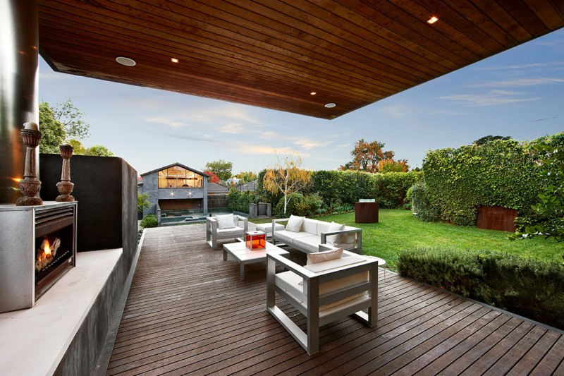 Wooden Deck Armadale Appealing Wooden Deck Design In Armadale House That Wooden Table And Chairs Make Perfect The Decoration Dream Homes Fancy Comfortable Interior Design In Luxurious Contemporary Style