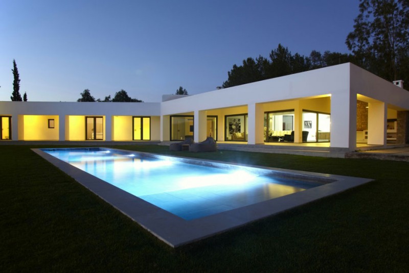 Lighting In By Bright Lighting In The Villa By The Sea Long Blue Pool Near The Wide Terrace And Grass Yard Dream Homes Beautiful And Contemporary Spanish Villa With Open Living Room
