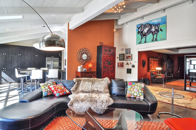 Eclectic Ranch Interiors Glorious Eclectic Ranch House Map Interiors Designed By Sylvia Beez With Black Leather Long Sofa And Glass Coffee Table Interior Design Eclectic Modern Ranch House With Eye-Catching Interior Decoration