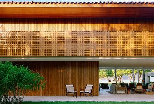 Looking Wall Made Good Looking Wall Exterior Design Made Of Wooden Material In Horizontal Shape In Laranjeiras House By Marcio Kogan Decoration Stunning Waterfront Villa Design Surrounded By Lot Of Beautiful Trees