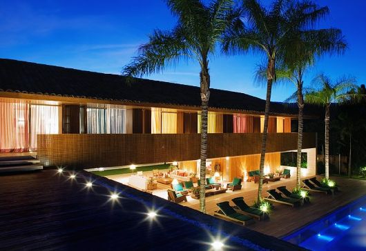 Floors With Put Stunning Floors With Bright Lamps Put At The Edge Of The Balcony In Laranjeiras House By Marcio Kogan Architecture Stunning Waterfront Villa Design Surrounded By Lot Of Beautiful Trees