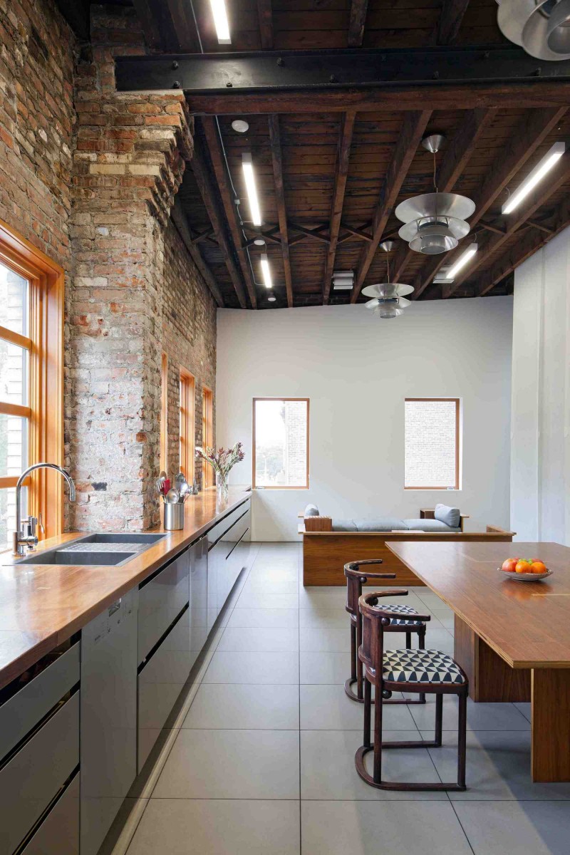 Kitchen And In Wonderful Kitchen And Dining Space In The Brooklyn Studio With Long Counter And The Wooden Table  Enchanting Home Ideas With Dual Interior Design Full Of Personality