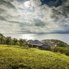 Skies Views Home Amazing Skies Views From Korovesi Home Surrounded With Many Green Plants And Green Turfs Around The House Decoration Elegant Modern Beach Home With Stunning Pacific Ocean View