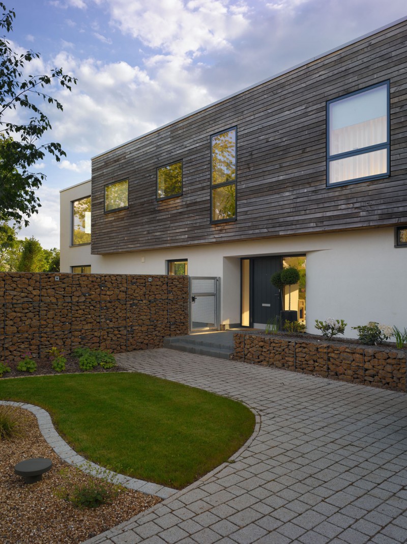 Building Design Residence Brilliant Building Design Of Meadowview Residence With Grey Colored Floor Surface Made From Concrete Blocks Dream Homes Charming Airy Interior To Enhance The Coziness Of Elegant Modern Home