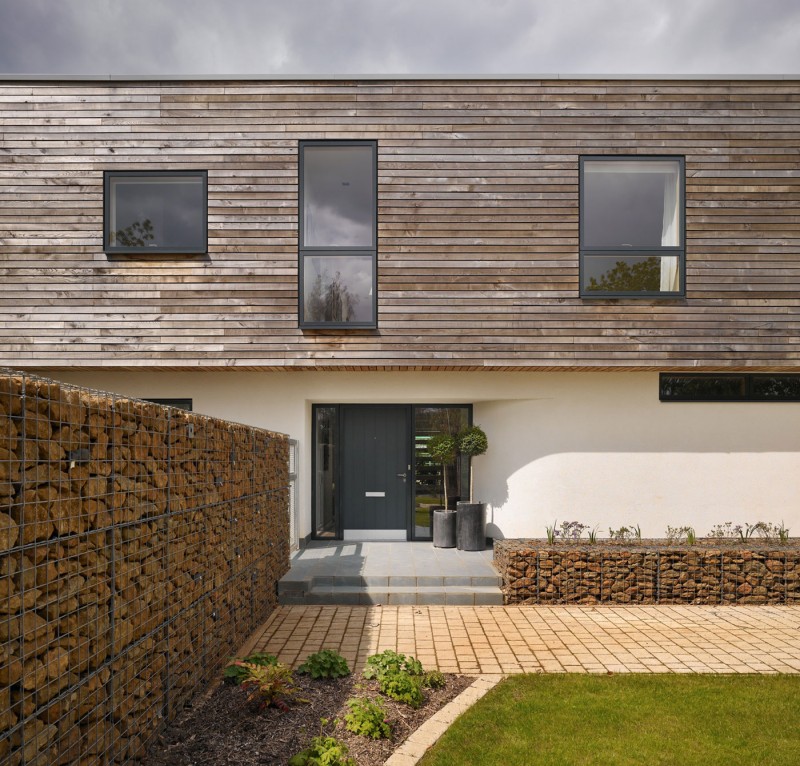 Building Design Residence Captivating Building Design Of Meadowview Residence With Black Colored Door And Silvers Stainless Doorknob Dream Homes Charming Airy Interior To Enhance The Coziness Of Elegant Modern Home