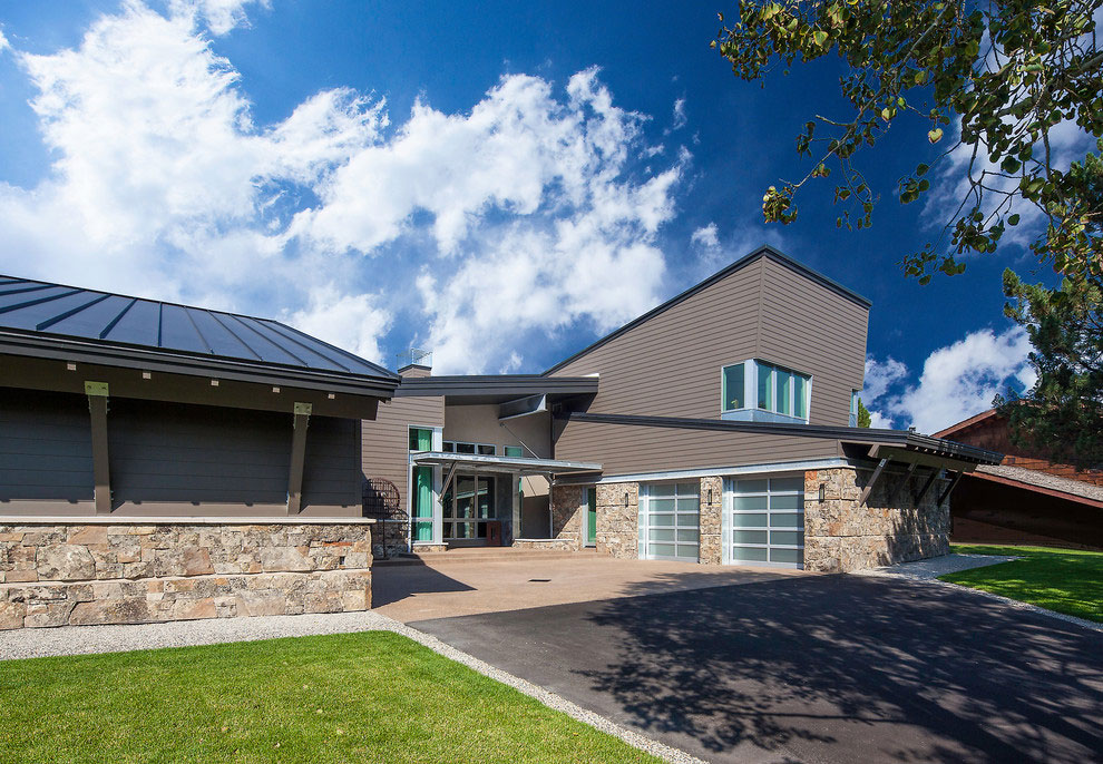 Lucky John Design Enchanting Lucky John House Exterior Design With Exposed Stone Wall And Plank Wall With Green Lawn And Gravels Dream Homes  Fancy Elegant Interior From Impressive Home Architecture