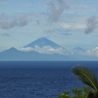 Mount And Seen Incredible Mount And Hill View Seen Clearly From Malimbu Cliff Villa Indonesia Interior And Exterior Area As Memorable View Dream Homes Amazing Modern Villa With A Beautiful Panoramic View In Indonesia