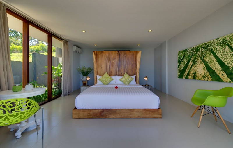 Malimbu Cliff Bedroom Large Malimbu Cliff Villa Indonesia Bedroom Suite For Honeymoon Couple With Queen Bed Decorated With Green Splash Dream Homes  Amazing Modern Villa With A Beautiful Panoramic View In Indonesia