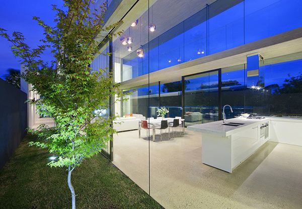 Evening Transparence Exterior Sensational Evening Transparency Details Design Exterior With Modern Decoration Used Glass Wall And Green Landscaping Design Ideas Dream Homes  Astonishing Interior Design In Modern And Stylish Home Of Australia