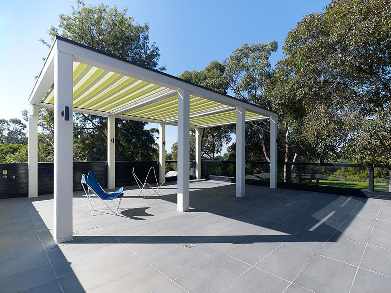 Rooftop Terrace Blake Striking Rooftop Terrace Design At Blake Street Residence Applied Concrete Tile Outdoor Floor Decorated With Fabric Chairs Dream Homes Attractive Home Design With Eco-Friendly Interior Atmosphere