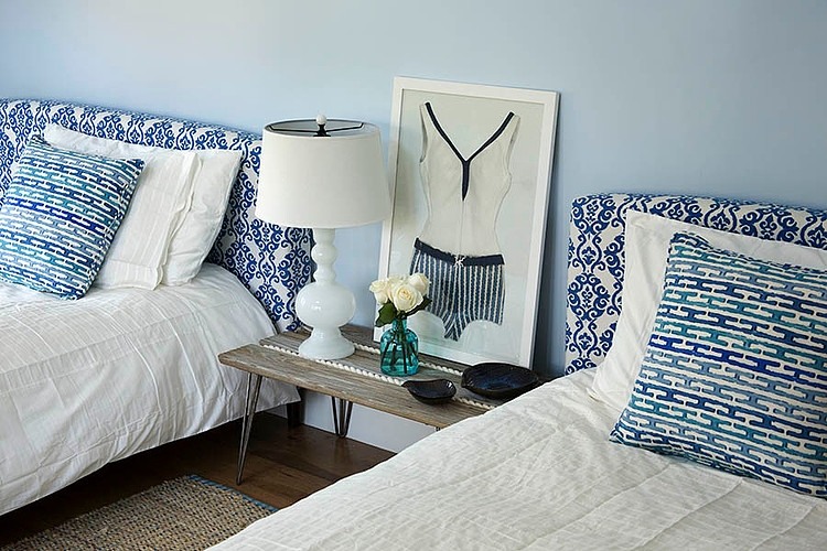 Bedroom Design Bed Stunning Bedroom Design With Twin Bed At Falmouth Residence Marthas Vineyard Applied White Duvet Cover And Wood Side Table Furniture  Fabulous Classic Interior Decoration With Surrounding Windows Design