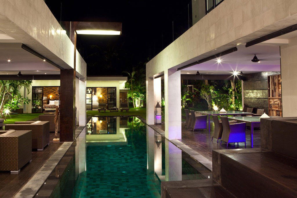 House Design Hannah Wonderful House Design In Casa Hannah With Bright Indoor Lighting And Big Pond With Green Colored Water Dream Homes  Beautiful Modern Villa In Bali Displaying Opulent In Comfort Atmosphere