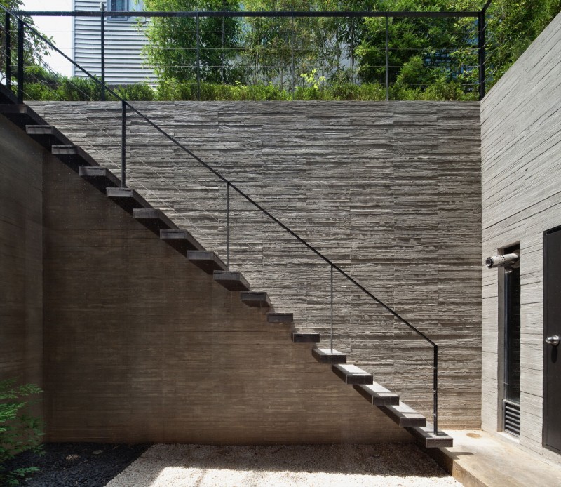 Modern Architectural With Adorable Modern Architectural H House With Rough Concrete Textured Wall Minimalist Outdoor Staircase With Dark Metallic Railing Dream Homes  An Old House Turned Into Sleek Contemporary Home In Montonate, Italy