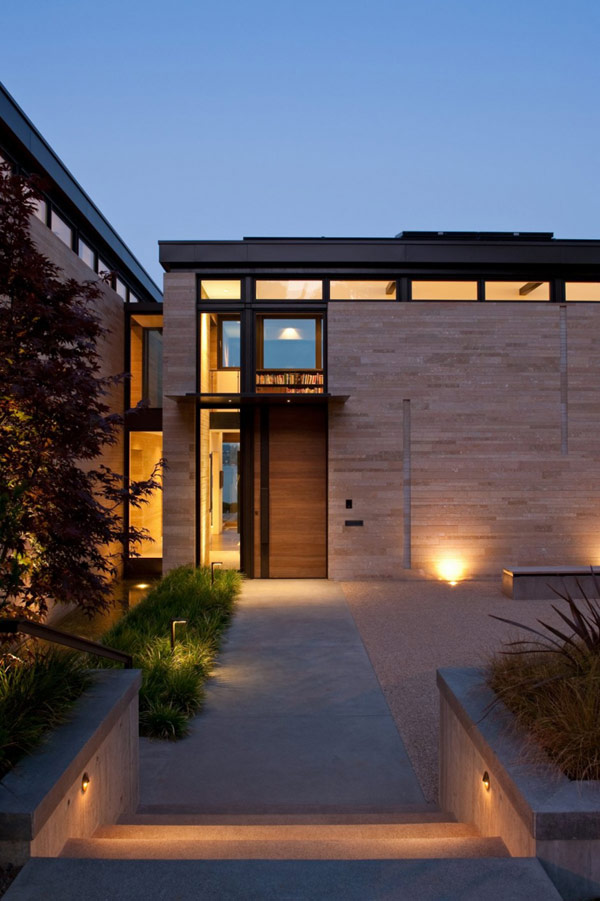 Lighting In Park Bright Lighting In The Washington Park Hilltop Residence Entrance With Wooden Door And The Stone Wall Dream Homes Amazing Modern Home With Beautiful H-Shape Exterior Layout