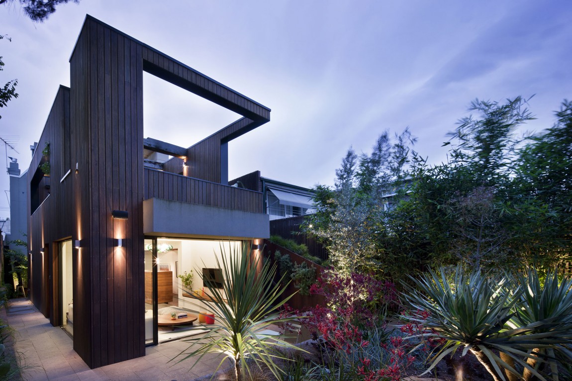 Evening View House Captivating Evening View Of Fitzroy House With Beautiful Garden Landscape Sparkling Outdoor Lights Rustic Wood Outdoor Wall Dream Homes Bright Contemporary House With Open Plan Living Room Spaces