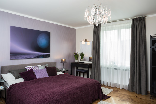 Modern Bedroom Bed Iconic Modern Bedroom With Lavish Bed And Purple Duvet Cover Modern Painting Glossy Crystal Chandelier Shiny Table Lamp On Glass Bedside Tables Bedroom Comfortable Purple Duvet Covers For Your Beautiful Bedroom Sets