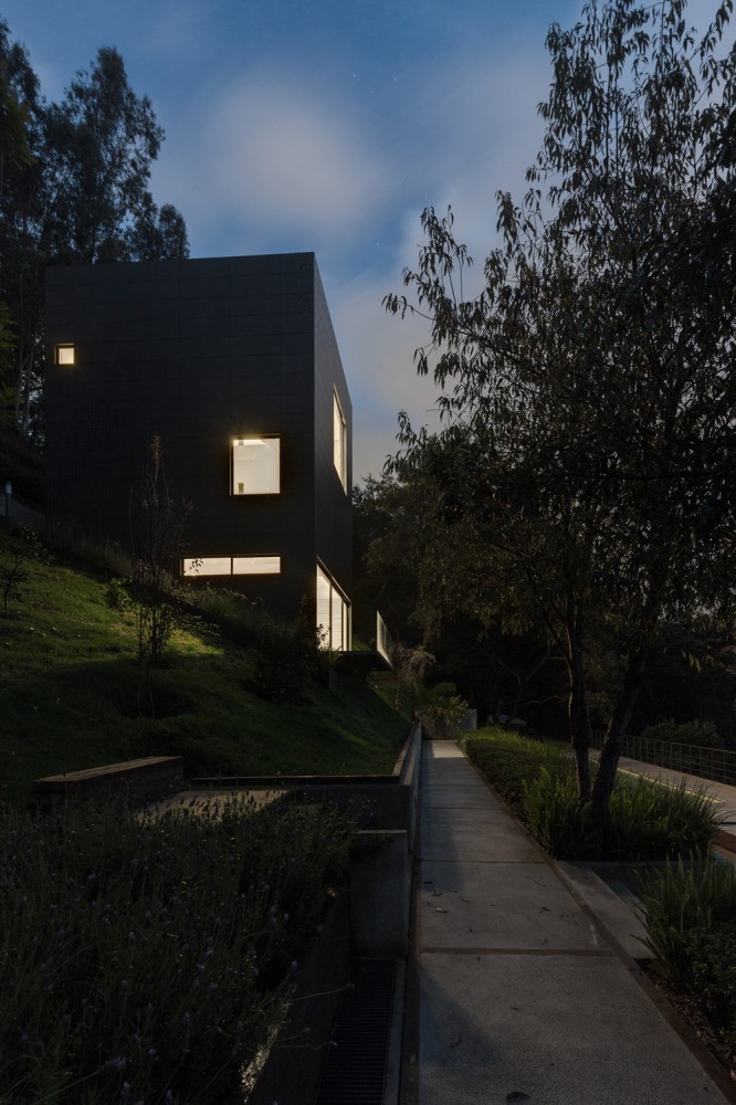 Evening View Minimalist Precious Evening View Of Modern Minimalist Landscape At Alta House With Sleek Concrete Path And Wild Flowers In Planter Dream Homes Airy And Beautiful Mountain Retreat With Amazing Natural Landscape