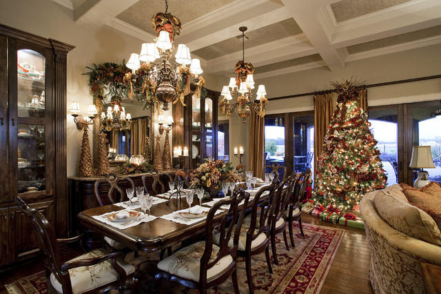 Dining Room Chandelier Traditional Dining Room With Glamorous Chandelier And Lovely Christmas Dinner Table Decorations Classic Carpet On Wood Floor Wood Cupboard Dining Room  Easy Christmas Dinner Table Decorations With Luxurious Colors Combinations