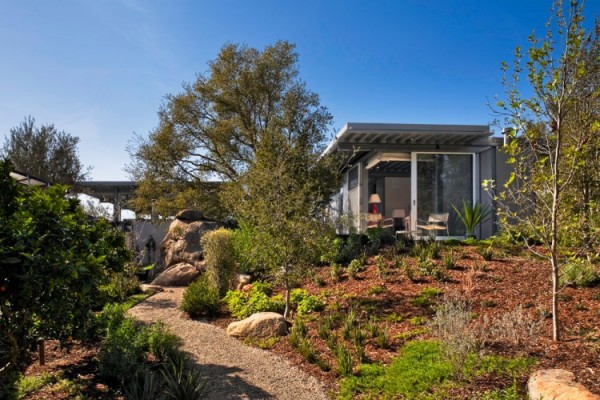 Landscape Garden Ladera Wonderful Landscape Garden Outside The Ladera Residence By Barton With Gravels Walkway And Big Stone  Amazing Open Home Designs Made Of Glass Material Structure