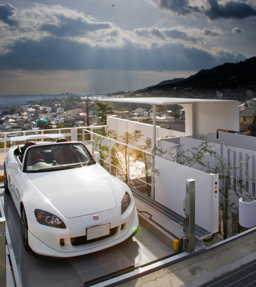 Kenji Yanagawa House Adorable Kenji Yanagawa Case Study House With Small Open Plan Garage Nice Panorama Modern White Canopy Pretty Ornamental Plants Dream Homes Stunning Contemporary Hillside Home With Open Garage Concepts