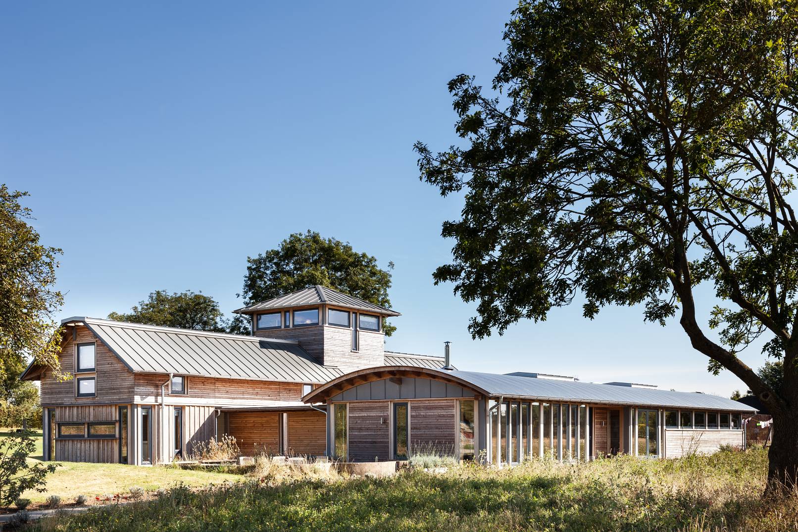 Allies Farmhouse View Amazing Allies Farmhouse Design Exterior View From Far Side With Green And Lush Vegetation Surrounded The House Dream Homes Stunning Rustic Contemporary Home With Bright Interior Accents