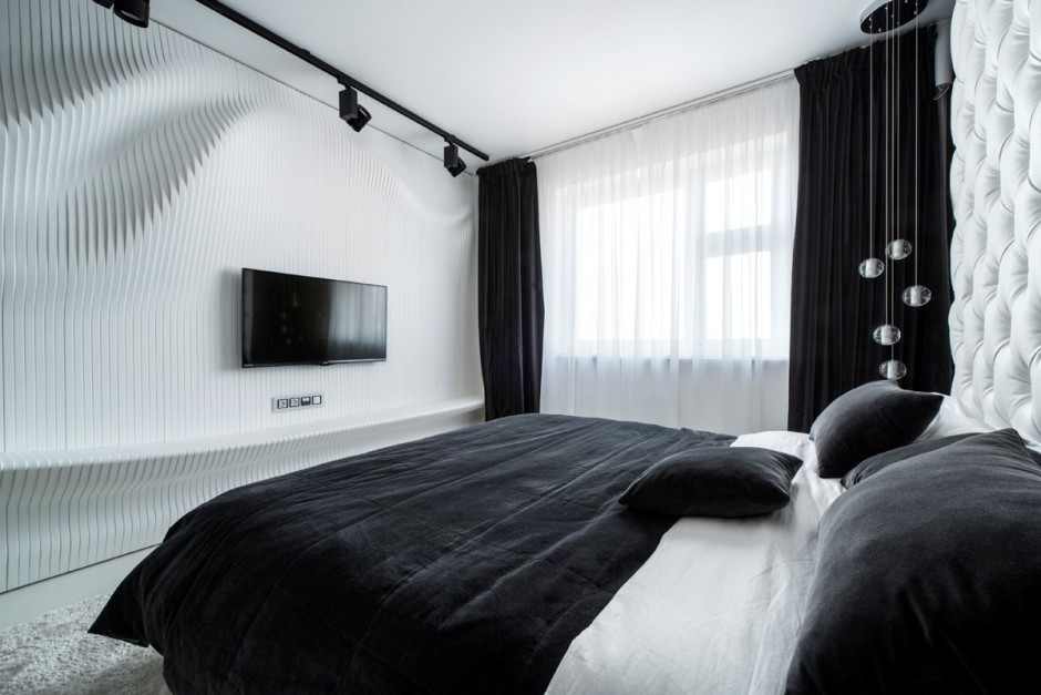 Bedroom Design With Amazing Bedroom Design Futuristic Bedroom With White Bed Linen Black Pillows And Black Colored Blanket Bedroom 10 Stunning Black And White Bedroom Ideas In Fall Color Accent