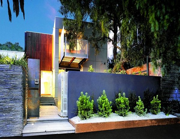 Sublime Richmond Consists Amazing Sublime Richmond House Facade Consists Of Lush Green Plant Provide Fresh Nuance In The Outside Panorama Architecture  Charming Minimalist Home With Small Garden And Modern Furniture