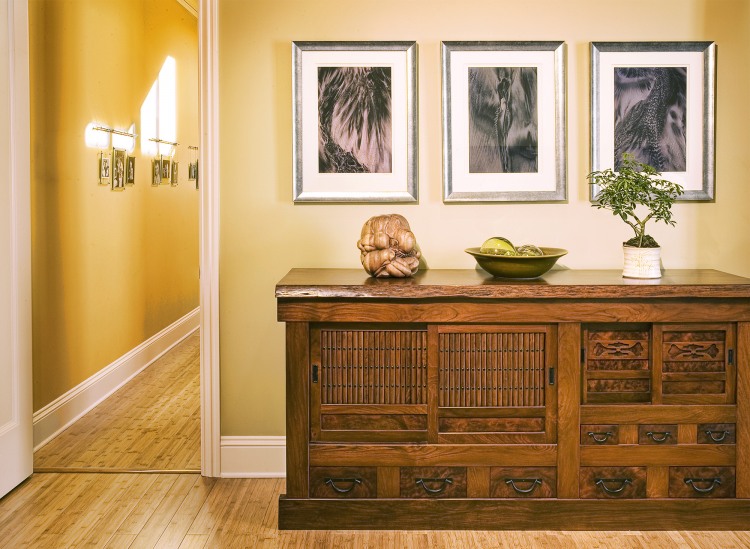 Wooden Console Hallway Antique Wooden Console Table At Hallway Inside The Modern Residence With Wooden Floor Decorated Some Wall Arts Decoration  Wonderful Traditional Interior Design For Unique Modern Residence