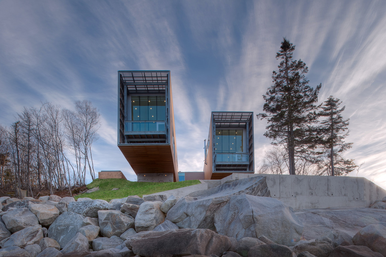 Details In Hulls Appealing Details In The Two Hulls House Architecture With Wooden Wall And Cozy Beautiful Balcony Near It Dream Homes Stunning Cantilevered Home With Earthy Tones Of Minimalist Interior Designs