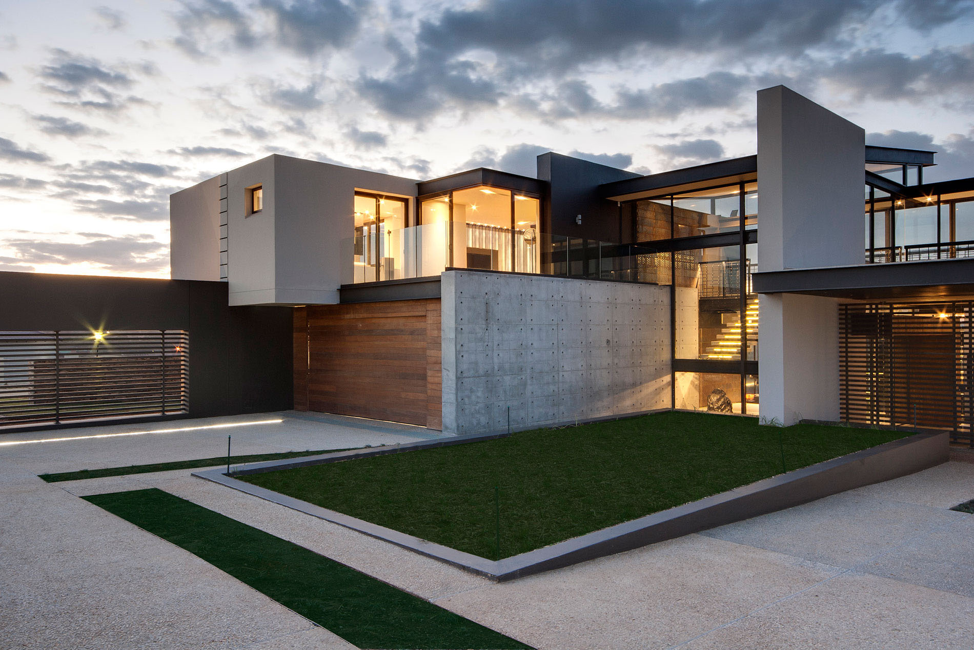 Building Design Boz Astonishing Building Design Of House Boz By Nico Van Der Meulen Architects With Soft Grey Colored Concrete Wall Dream Homes Spacious And Concrete Contemporary House With Glass And Steel Elements