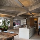 Warner House Design Awesome Warner House Architecture Interior Design With Tiered Ceiling And Wood Floor Open Living Space Idea Dream Homes Chic And Elegant Contemporary House With Exposed Concrete Beams